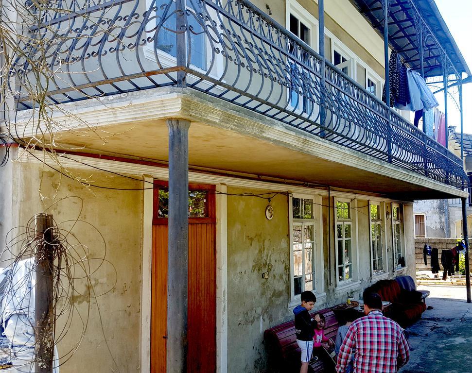 Medea'S Guest House บาทูมิ ภายนอก รูปภาพ